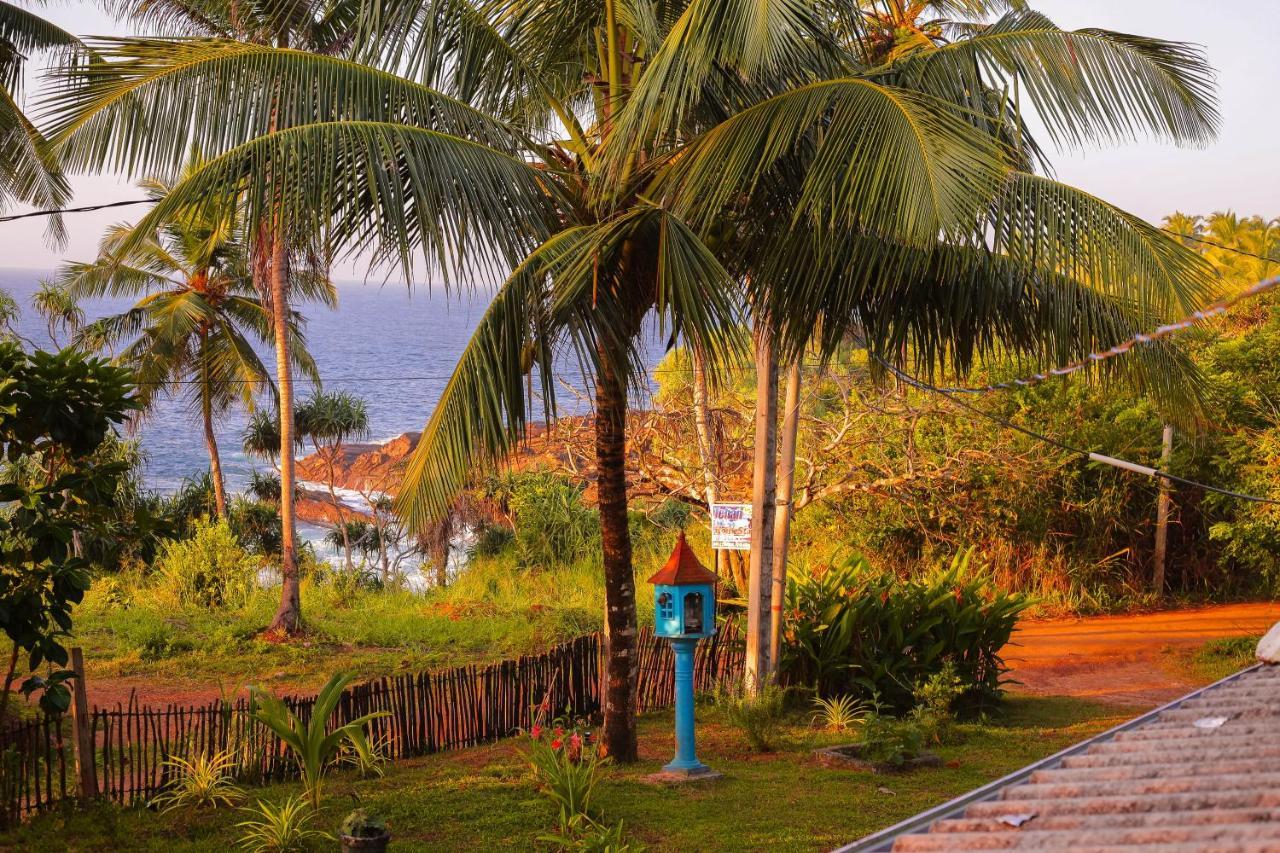 Tehan Homestay Dickwella Exterior foto